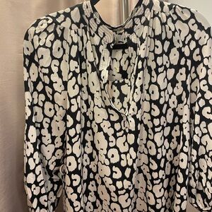 Mango shirt size small very loose fit